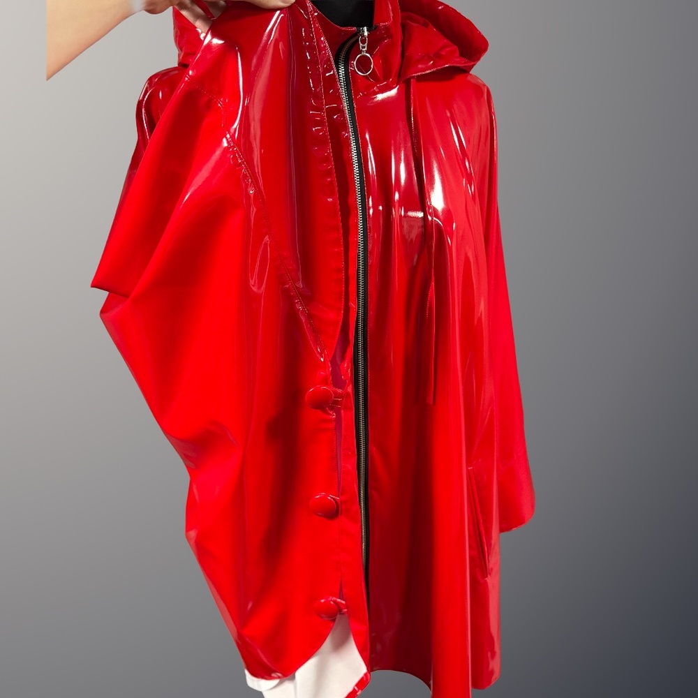 Freitag Fashion Patent Rain Poncho (Waterproof!) - Picture 5 of 9